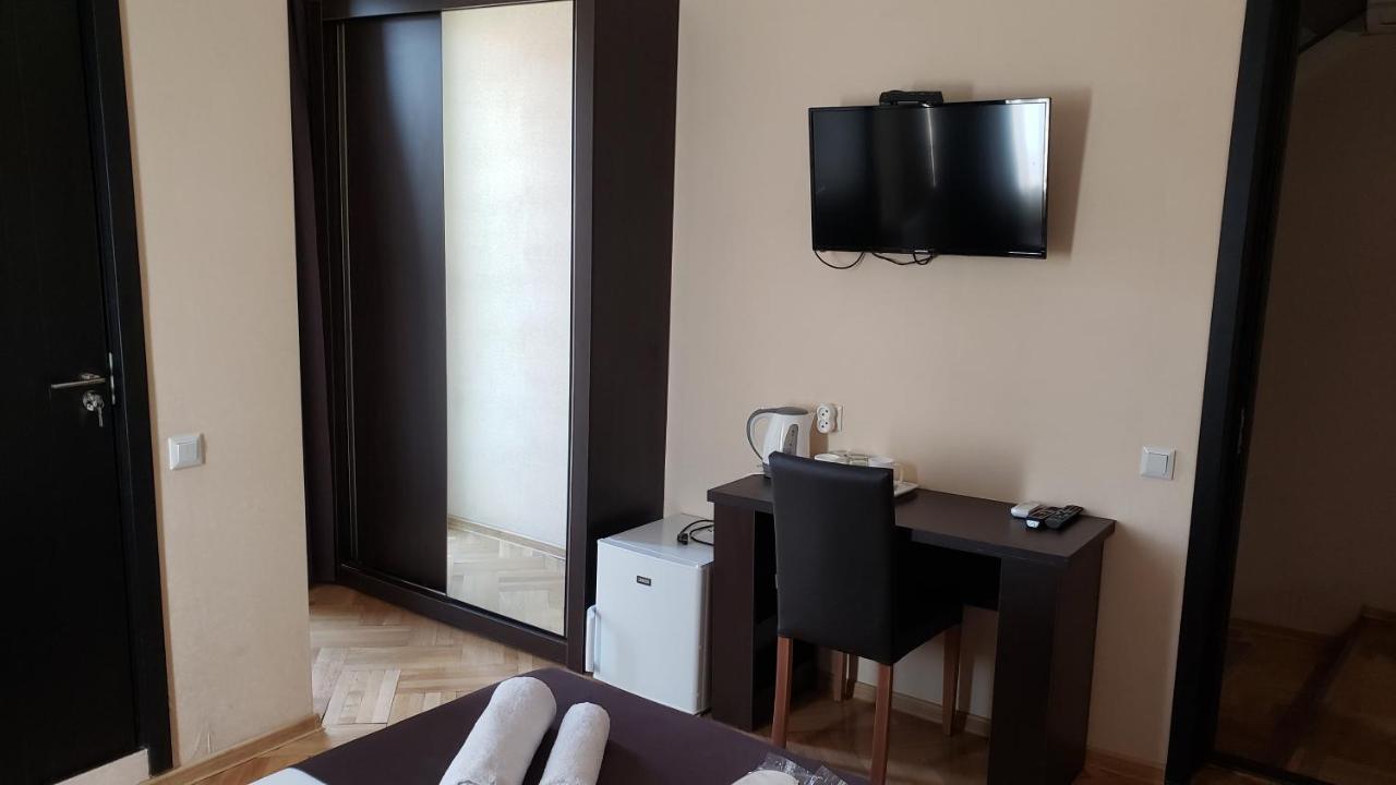 Family Guest House 트빌리시 외부 사진